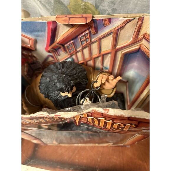 Harry Potter Classic Scenes Collection Hagrid's Gift 2001 Mattel *See Photos” - Picture 12 of 13